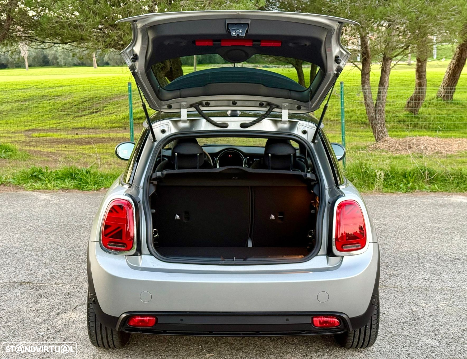 MINI 3 Portas Cooper SE Premium Essential - 14