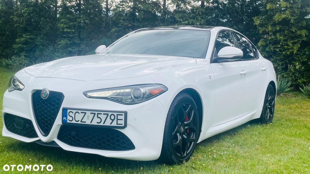Alfa Romeo Giulia - 1