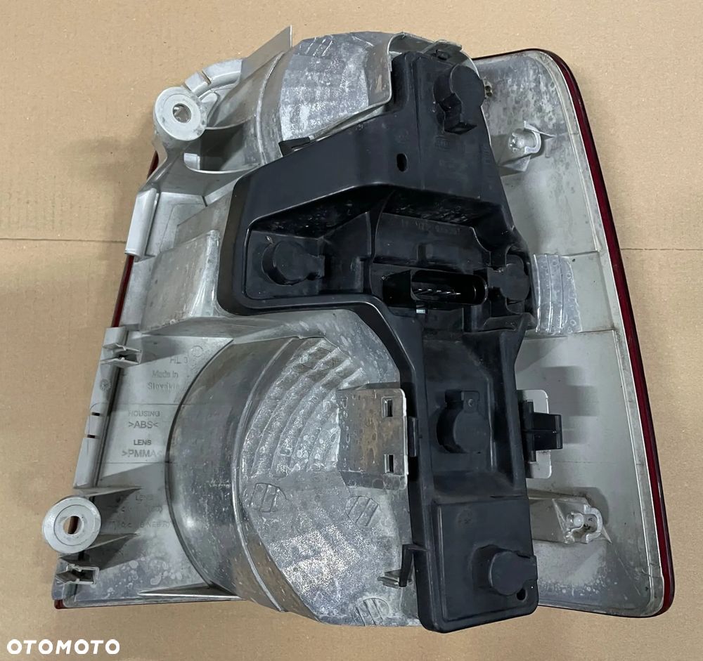 VW Touran Lift 1T lampa tył tylna lewa - 3