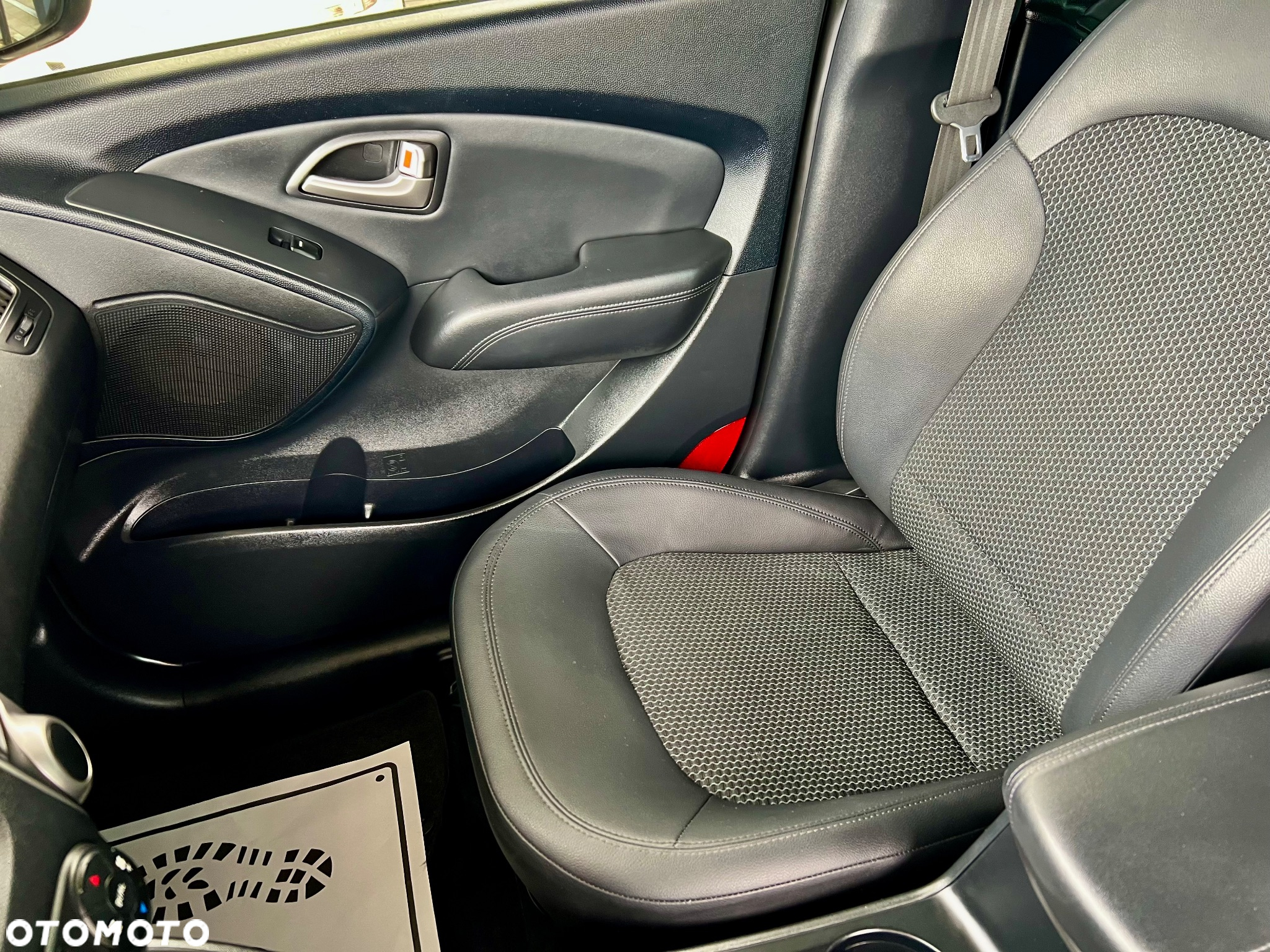 Hyundai ix35 2.0 Premium 2WD - 27