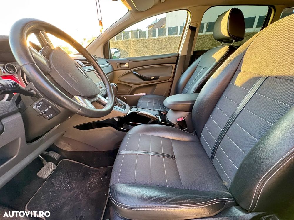 Ford Kuga - 14