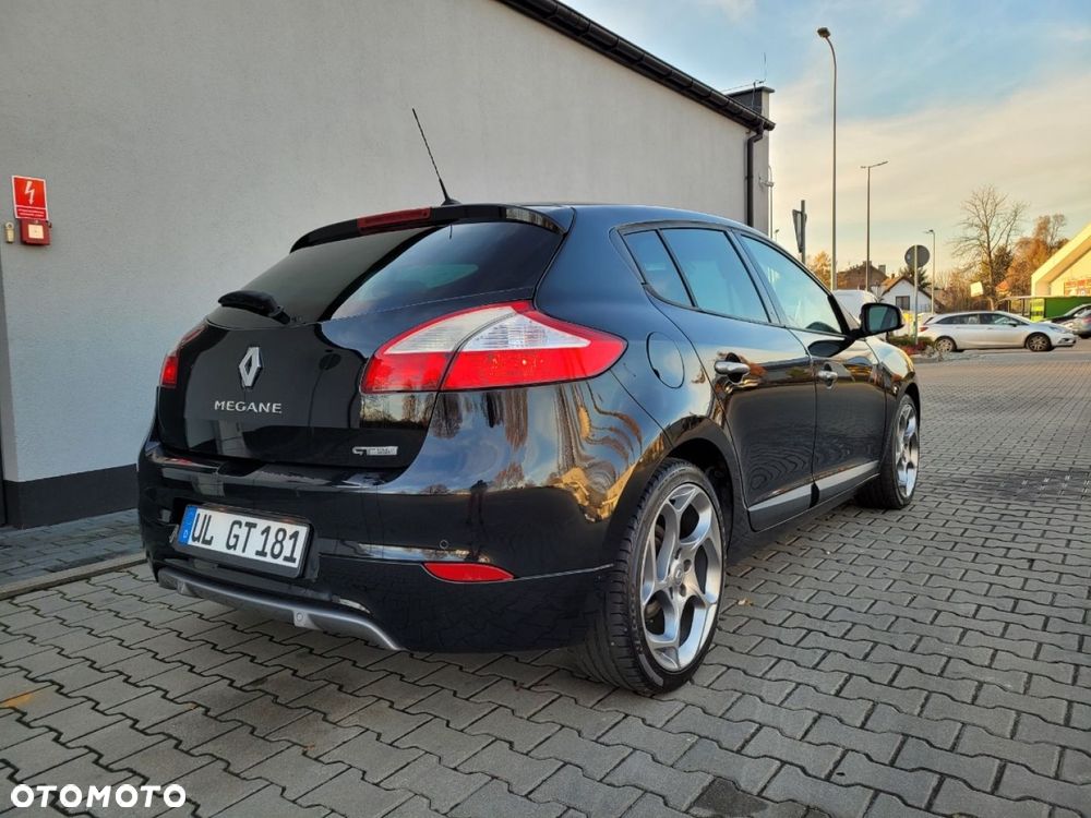 Renault Megane TCe 180 GT - 11