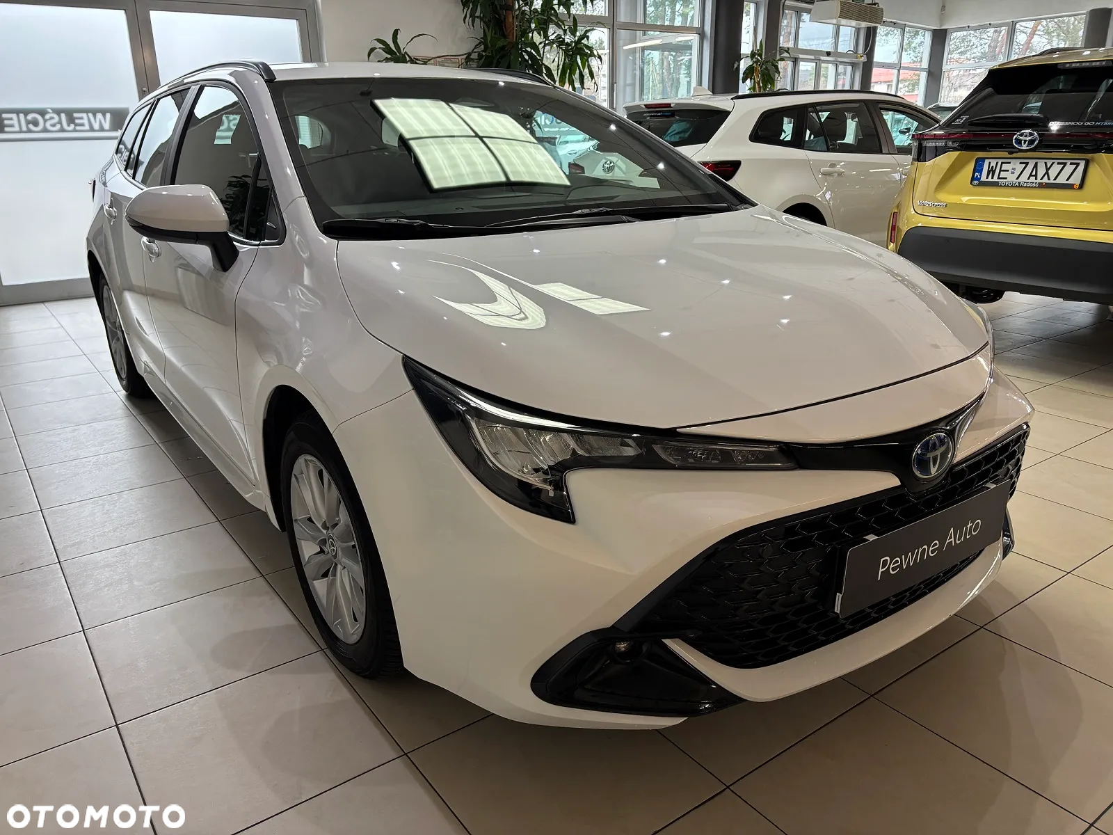 Toyota Corolla 1.8 Hybrid Comfort - 4