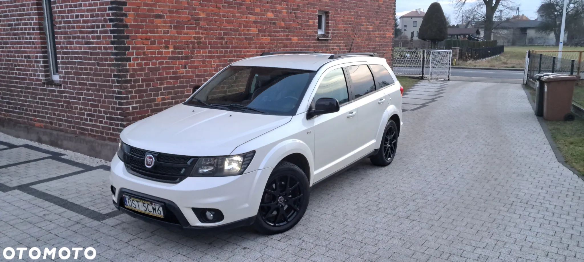 Fiat Freemont 2.0 Multijet Black Code AWD - 1