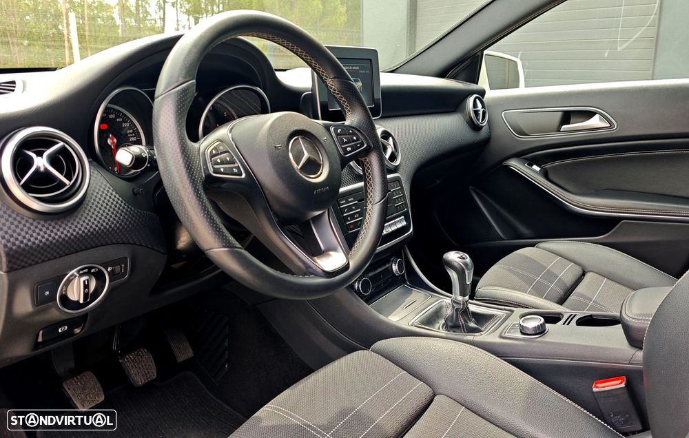 Mercedes-Benz A 160 d Urban - 12