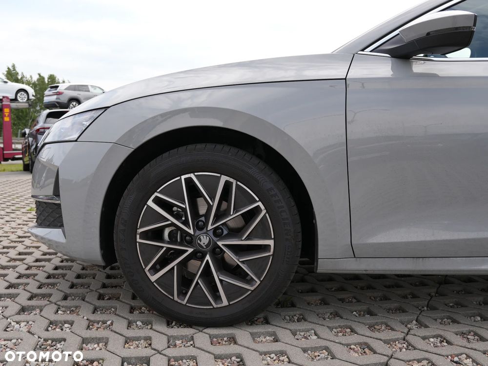 Skoda Octavia 2.0 TDI Edition 130 Selection DSG - 12