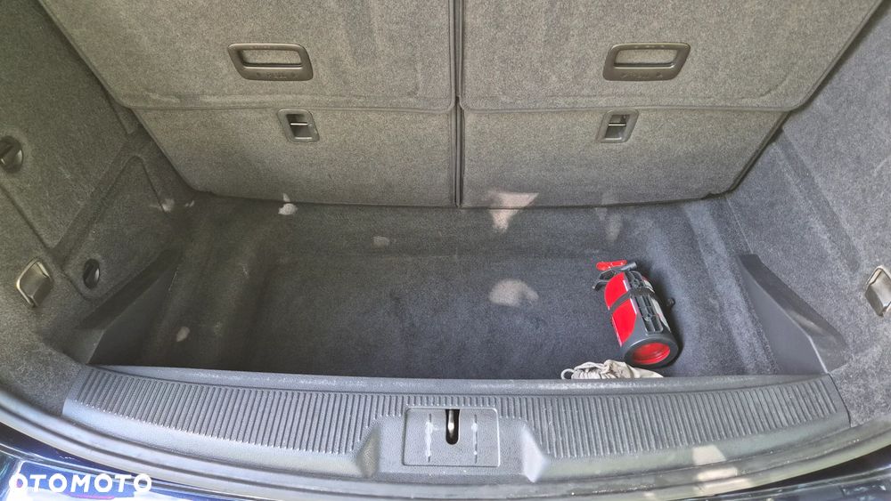 Volkswagen Sharan 2.0 TDI DSG BlueMotion Technology Highline - 8
