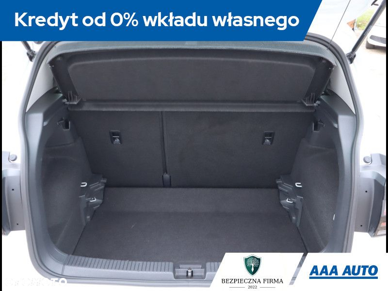 Volkswagen T-Cross - 13