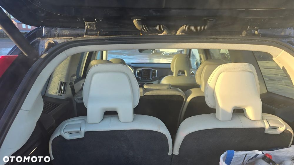 Volvo XC 90 T6 AWD Geartronic Momentum - 10