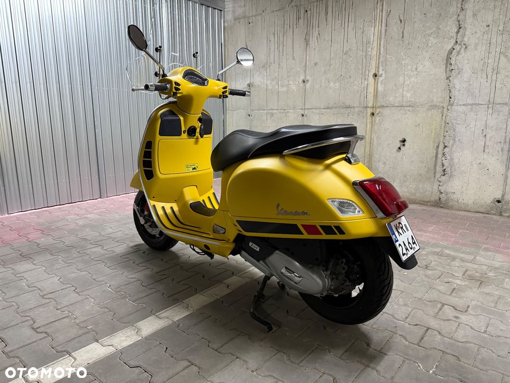 Piaggio Vespa - 7