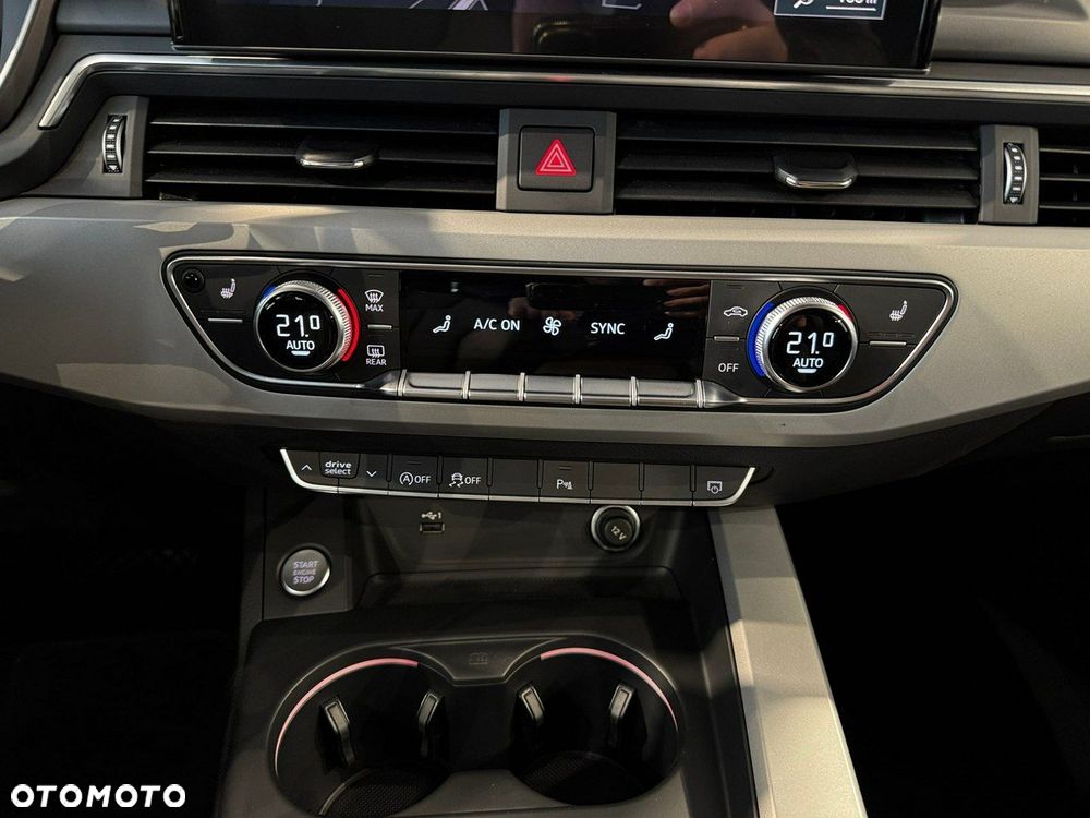 Audi A4 Limousine - 26