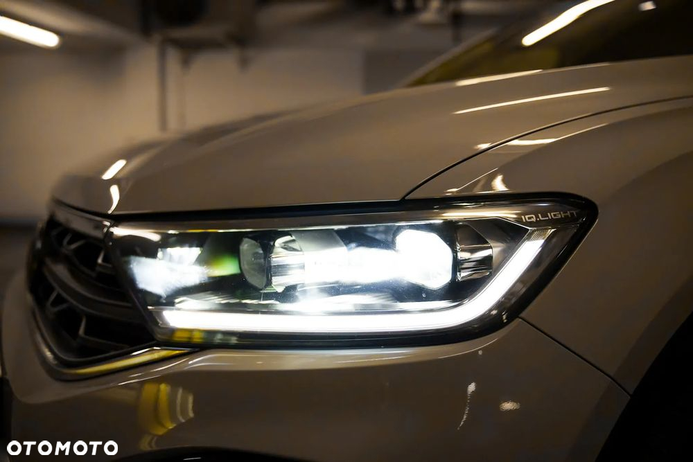 Volkswagen T-Roc 1.5 TSI Life DSG - 11