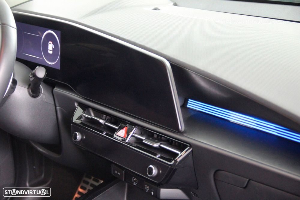 Kia Niro EV 64kWh Drive - 9