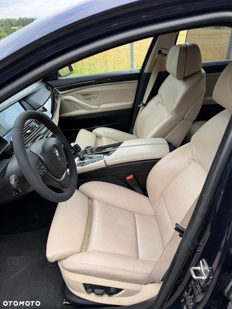 BMW Seria 5 530d - 25