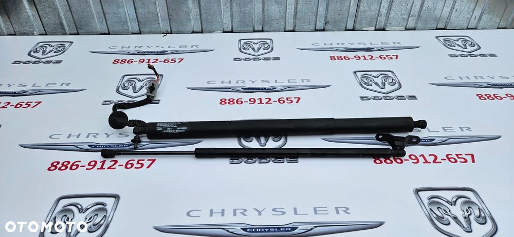 Dodge Durango III LIFT 2017- Siłownik elektryczny klapy bagażnika Teleskop klapy  68333902AB