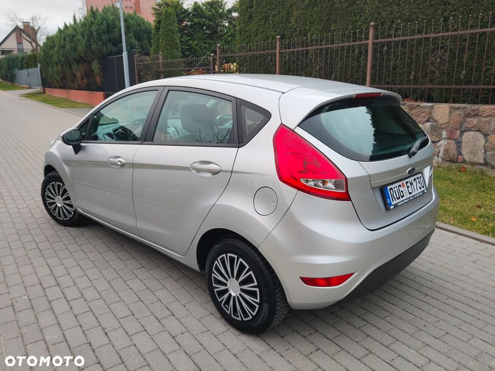 Ford Fiesta - 6