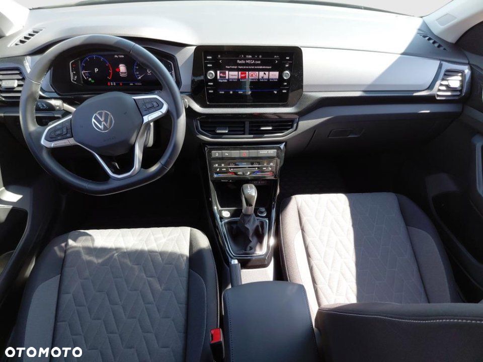 Volkswagen T-Cross - 13