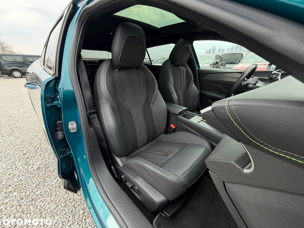 Peugeot 408 180 e-EAT8 GT - 36
