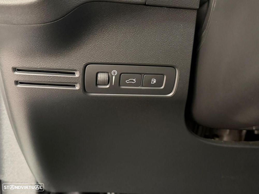 Volvo XC 40 1.5 T4 PHEV R-Design - 22