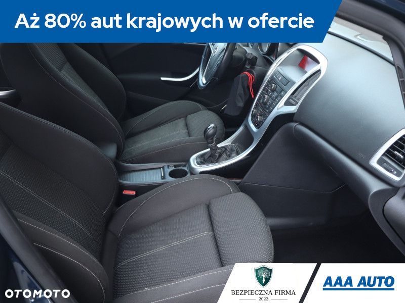 Opel Astra - 11