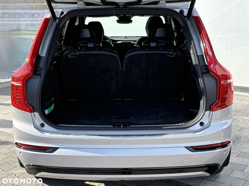 Volvo XC 90 - 35
