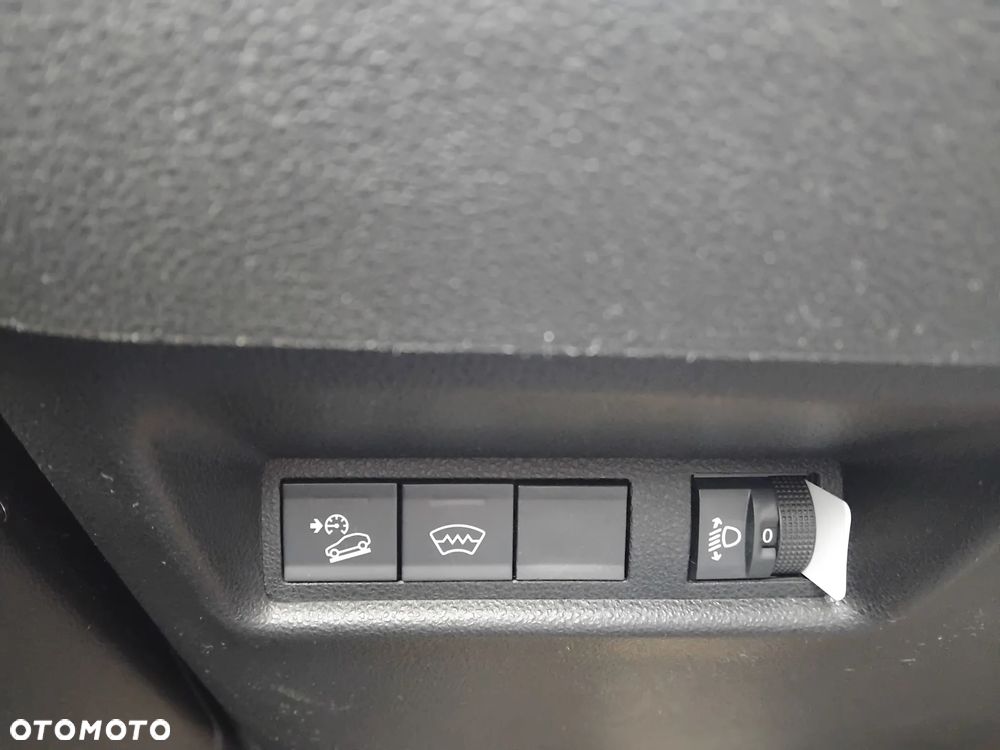 Jeep Avenger 54kWh Altitude - 17