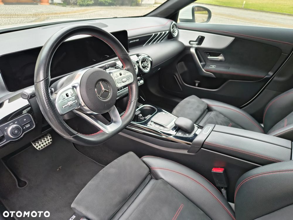Mercedes-Benz CLA AMG 35 4Matic B AMG Speedshift 7G-DCT - 19