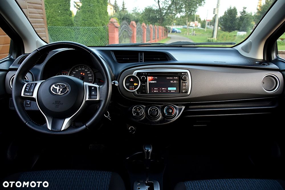 Toyota Yaris 1.33 VVT-i Multidrive S Edition 2014 - 18