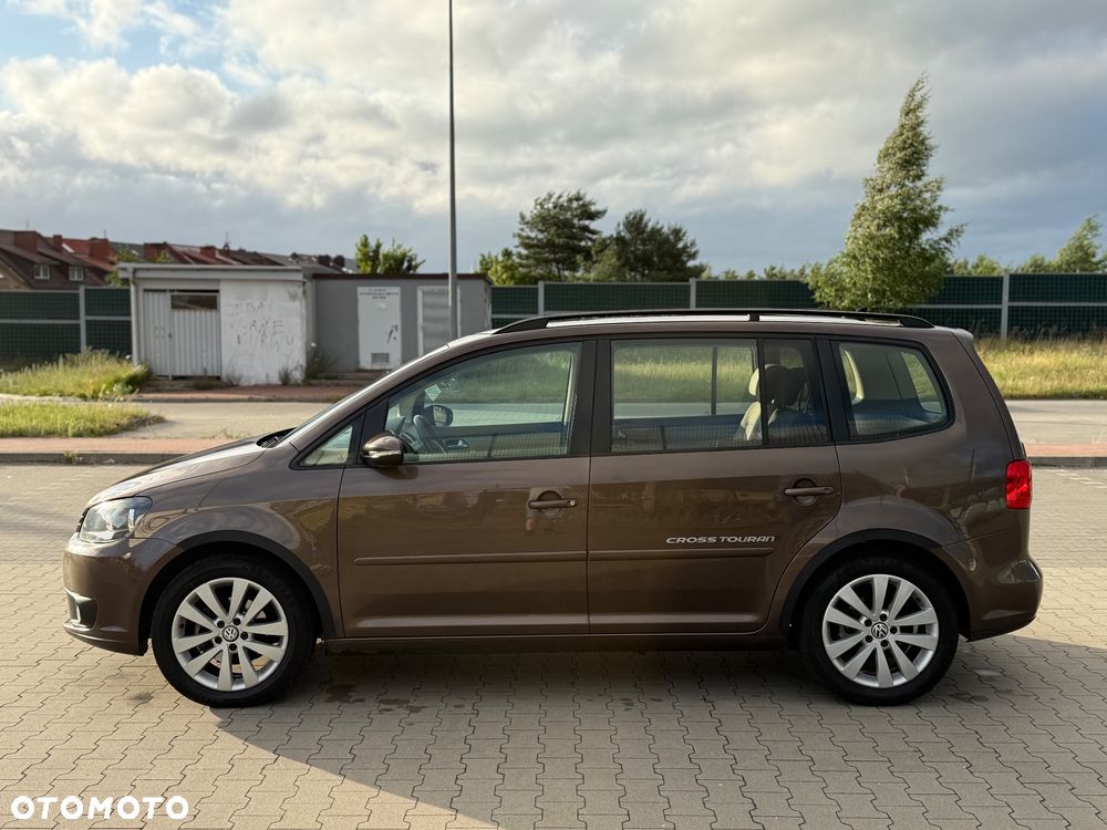 Volkswagen Touran 1.6 TDI DPF Cross - 8