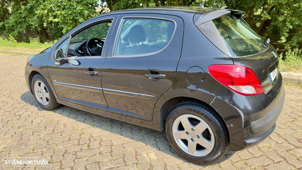 Peugeot 207 1.6 HDi 98g - 6