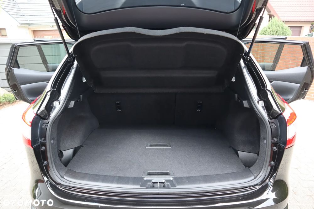 Nissan Qashqai 1.2 DIG-T N-Connecta - 14