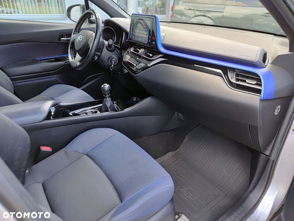 Toyota C-HR 1.2 T Dynamic - 6