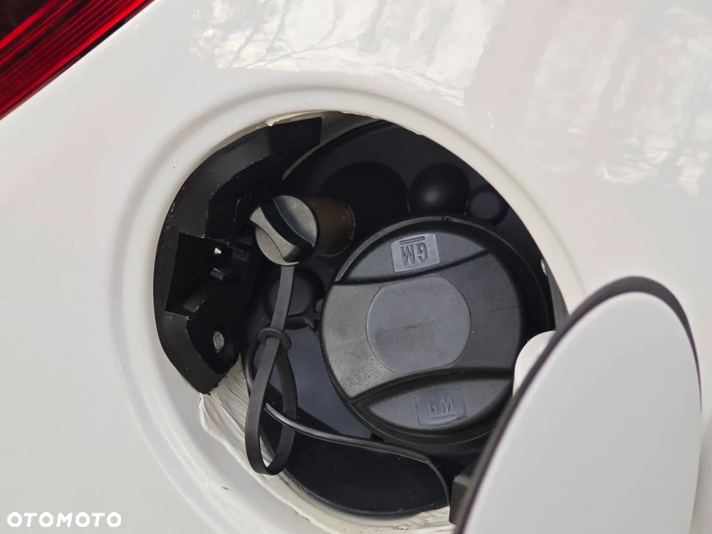 Opel Corsa 1.4 Enjoy - 37