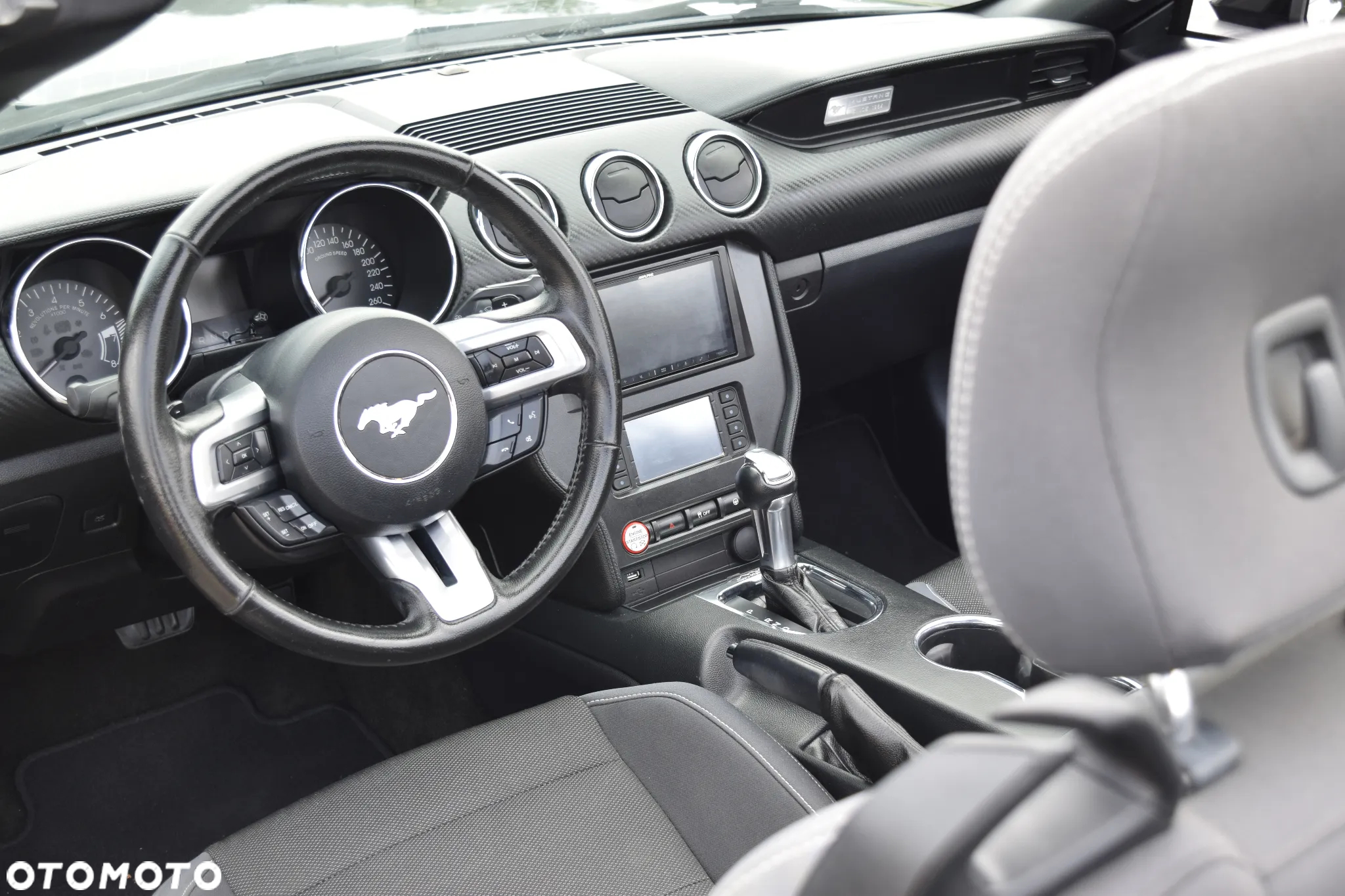 Ford Mustang 3.7 V6 - 10