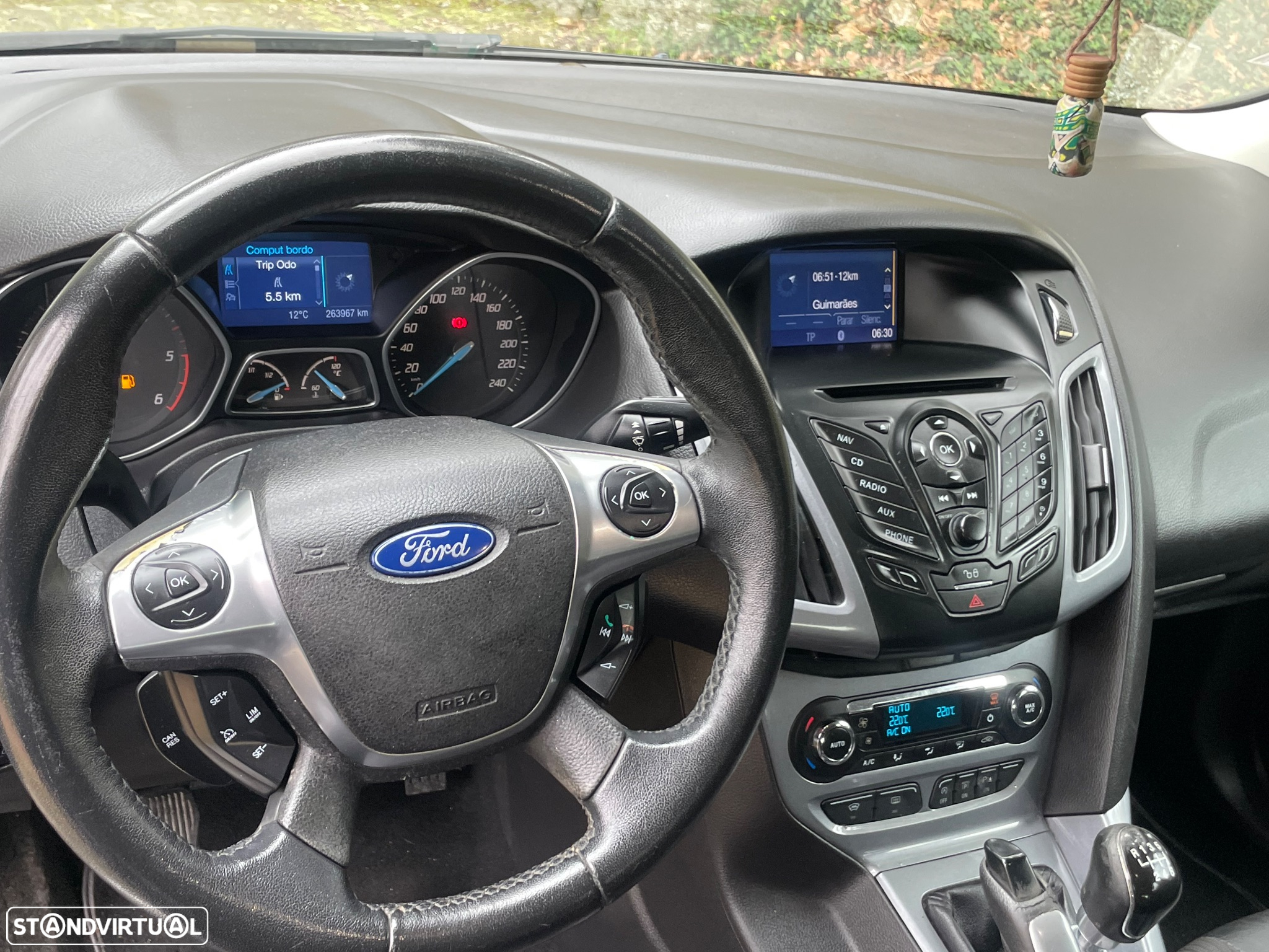 Ford Focus SW 1.6 TDCi DPF Titanium - 16