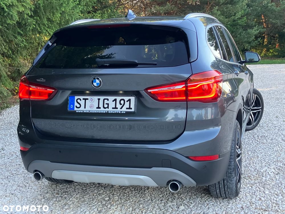 BMW X1 xDrive25d Sport Line - 11