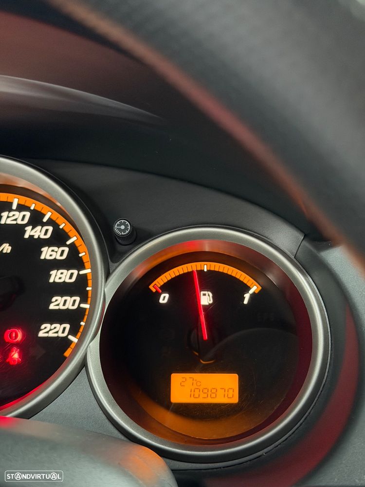 Honda Jazz 1.4 ES CVT - 24