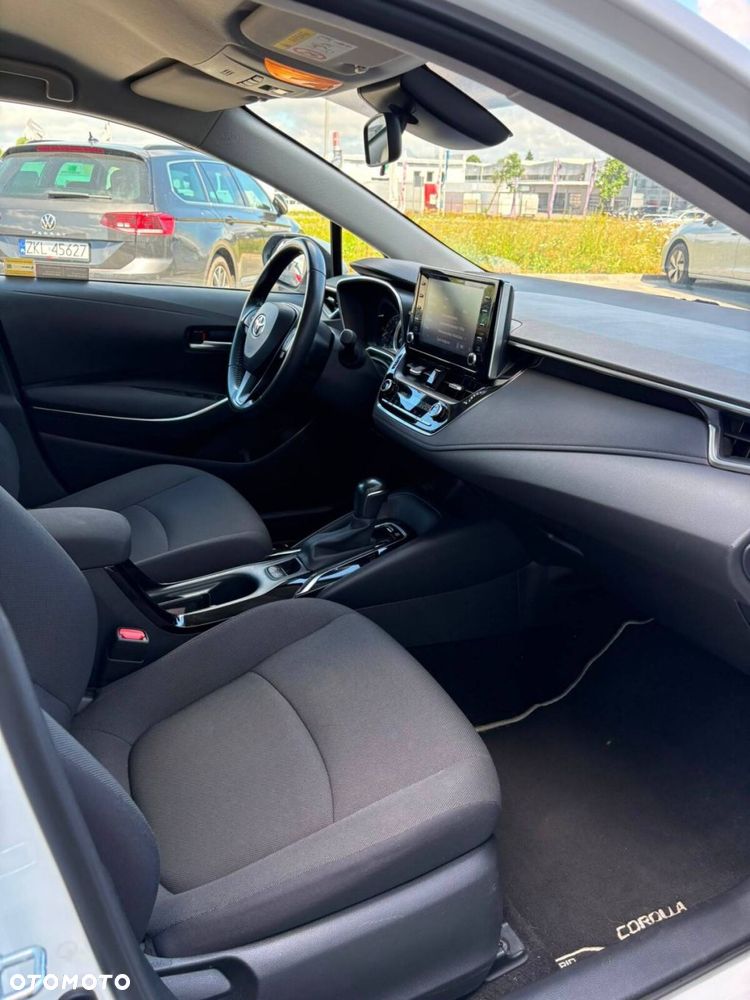 Toyota Corolla - 28