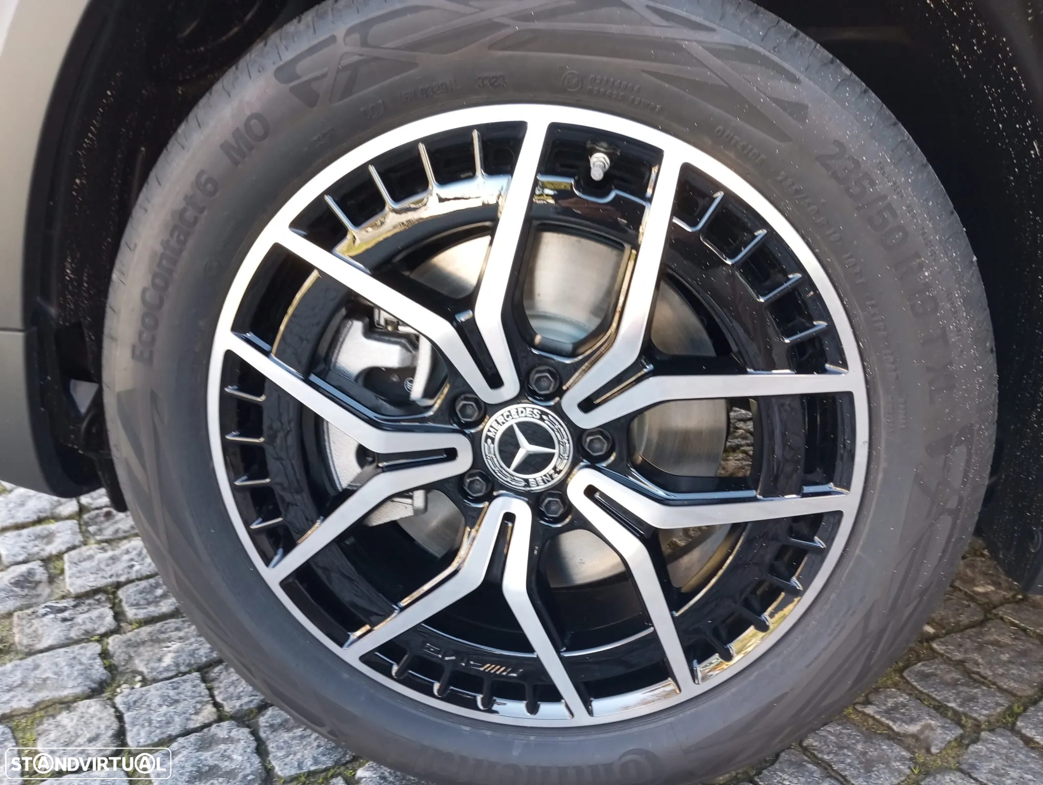 Mercedes-Benz EQB 250 AMG Line - 4