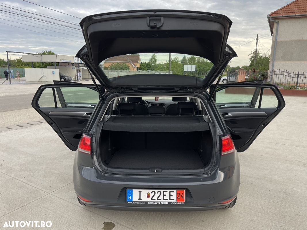 Volkswagen Golf 1.2 TSI BlueMotion Technology Trendline - 11