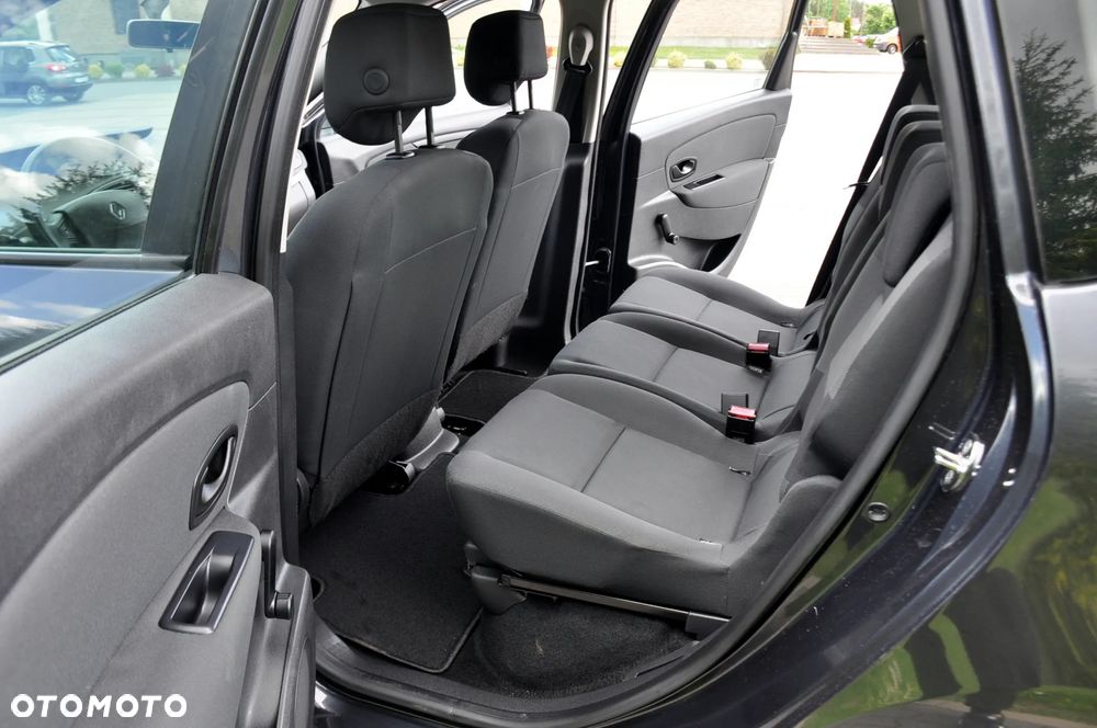 Renault Scenic 1.6 16V Luxe Privilege - 21