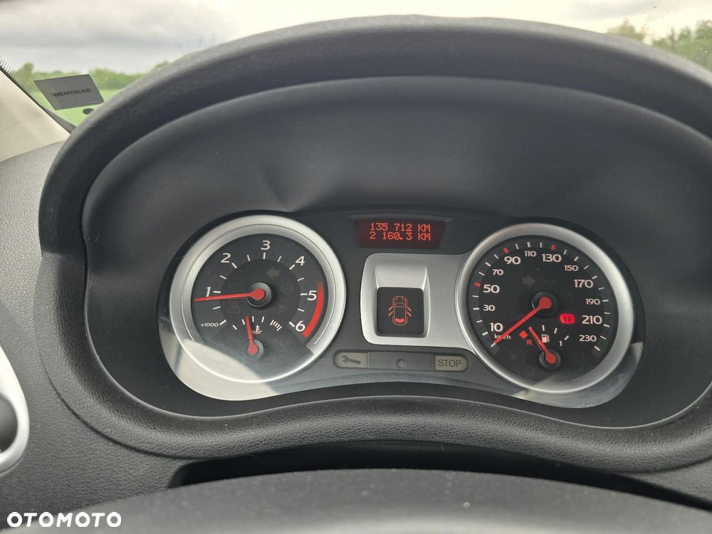 Renault Clio 1.5 dCi Dynamique - 8