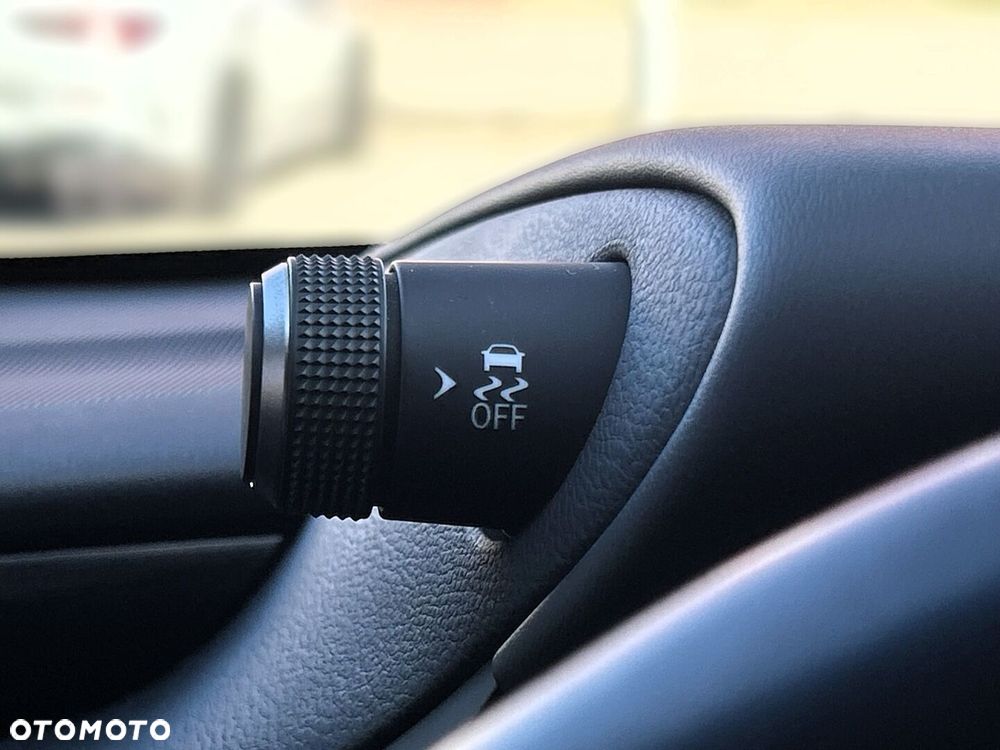 Lexus ES 300h Business Edition - 21