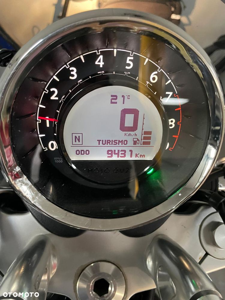 Moto Guzzi California - 7