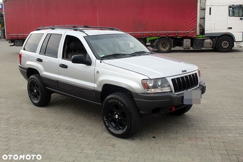 Jeep Grand Cherokee - 11