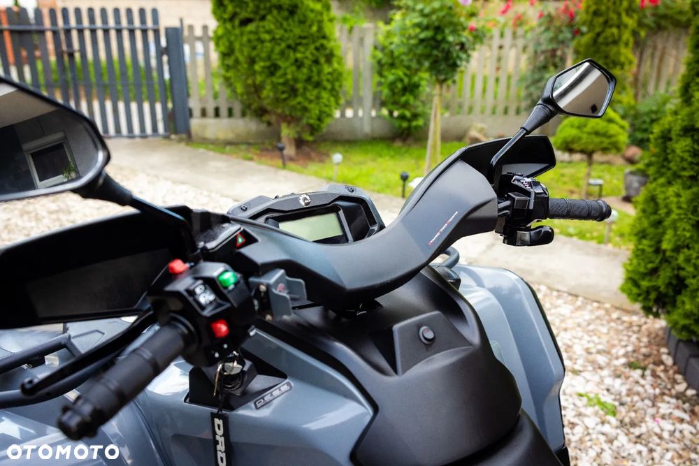 Can-Am Outlander - 12