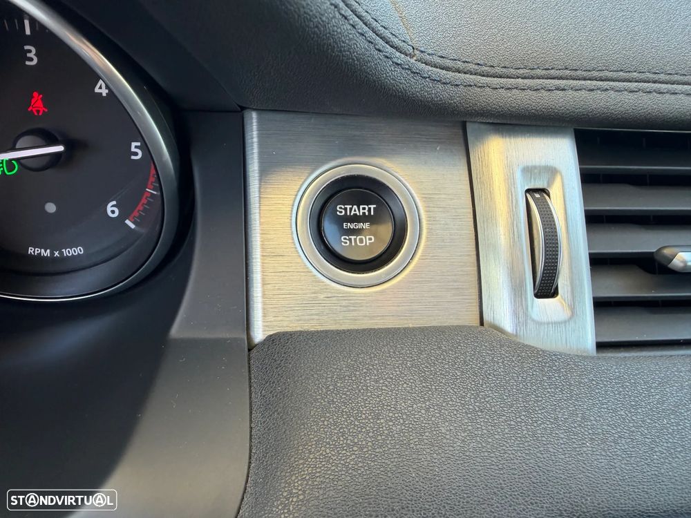 Land Rover Range Rover Evoque 2.0 eD4 SE Dynamic - 27