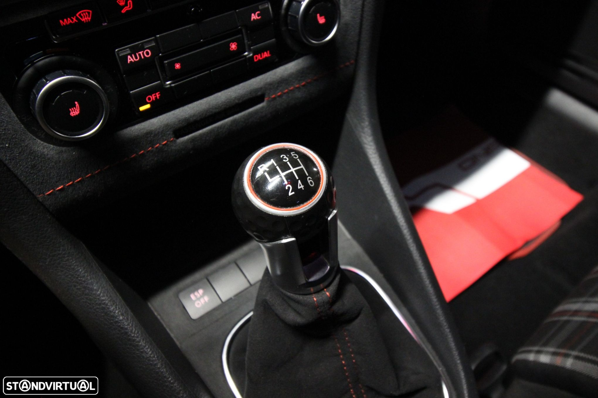 VW Golf 2.0 TSi GTI - 26