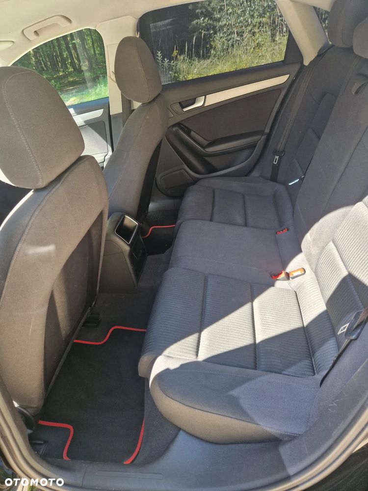 Audi A4 Limousine 2.0 TDI - 8
