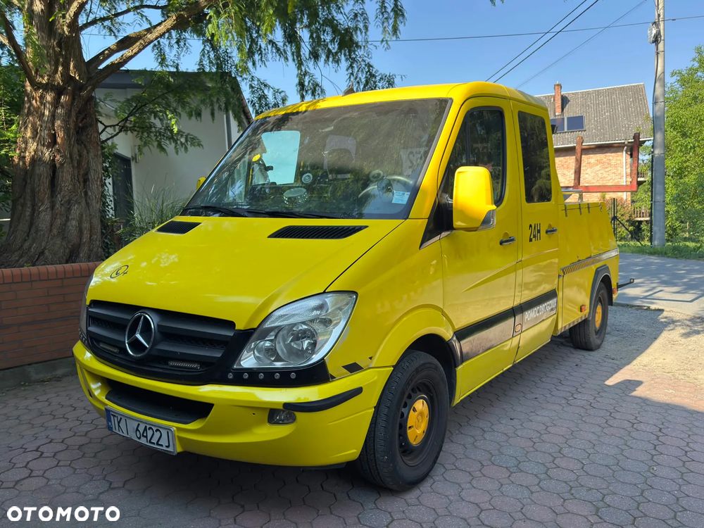 Mercedes-Benz Sprinter - 2